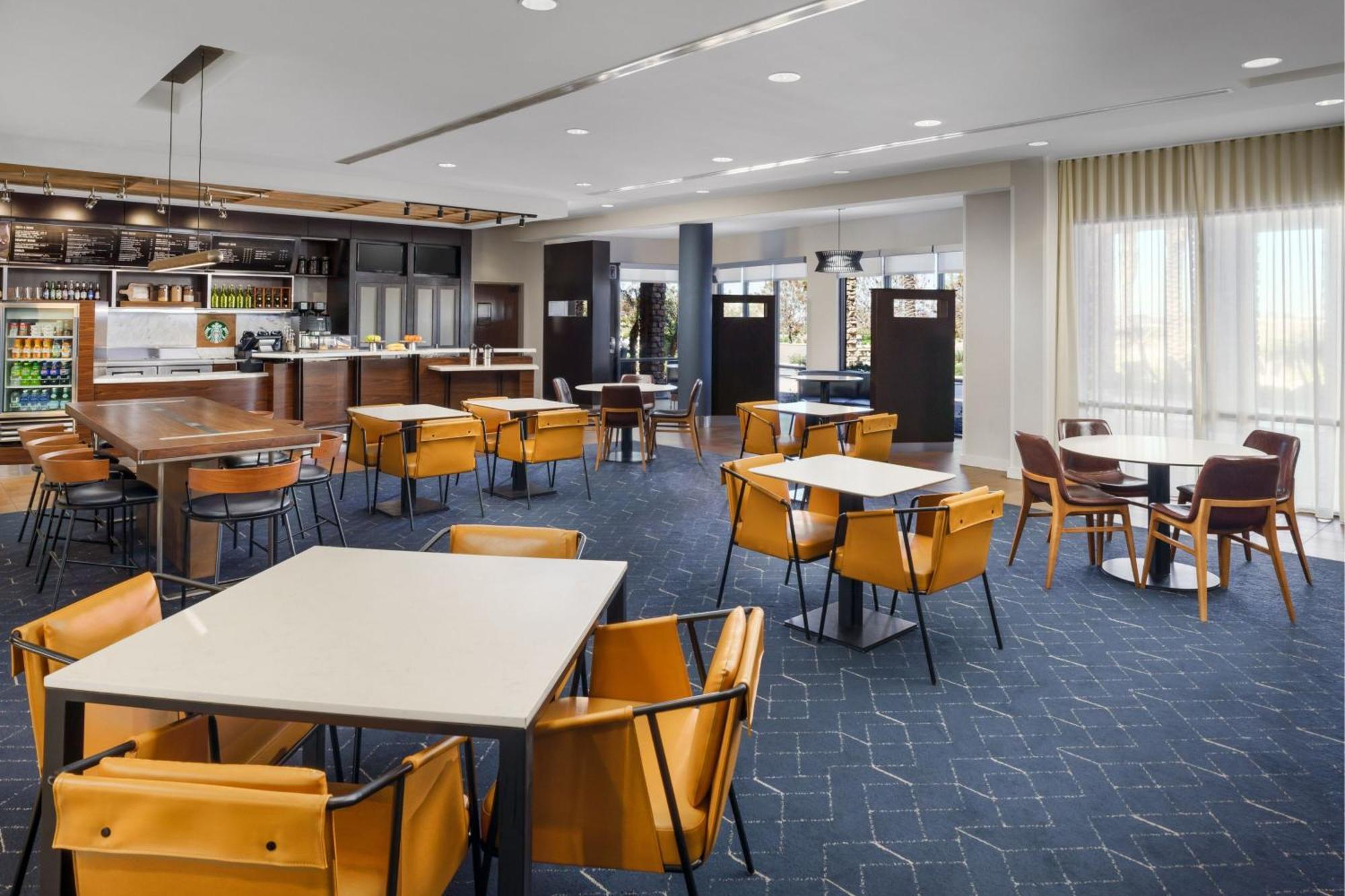 Courtyard By Marriott Phoenix Mesa Gateway Airport Eksteriør billede